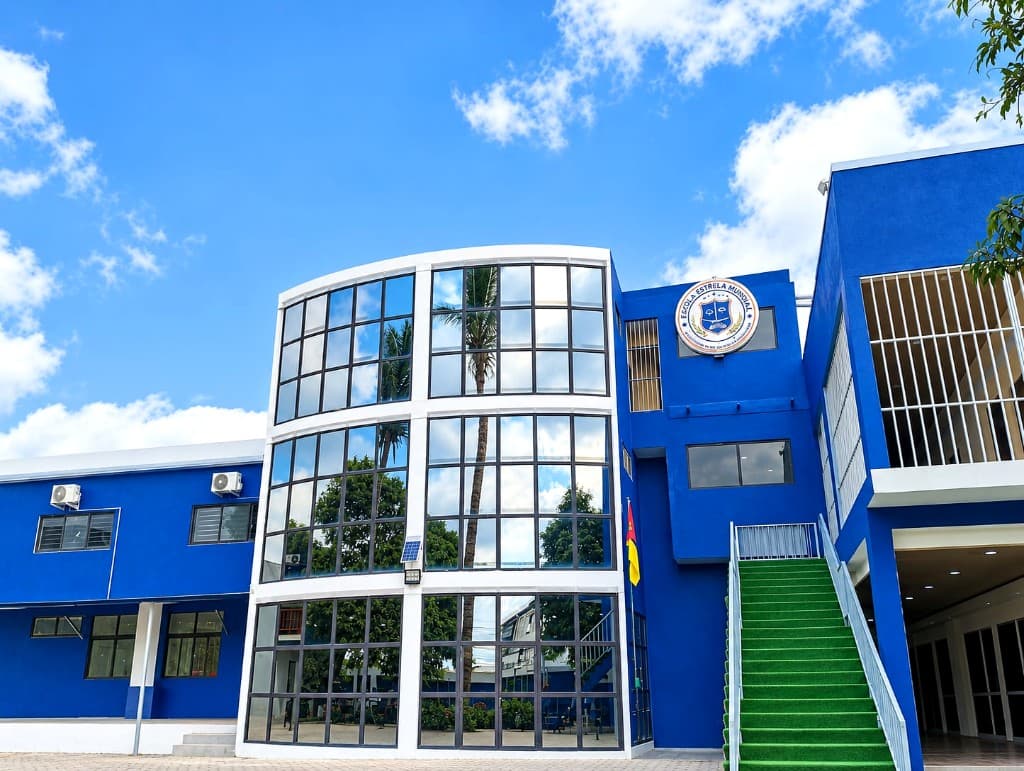 World Star School campus building in Nampula